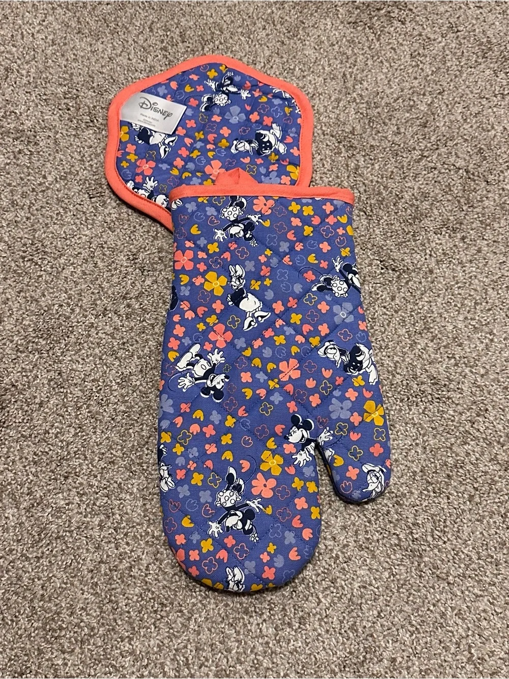 Disney Blue Minnie Mouse Oven Mitt and Pot Holder Set